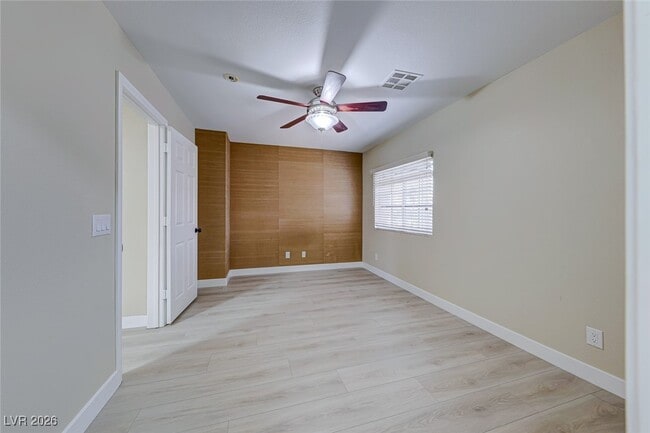 Building Photo - 926 Dancing Vines Ave