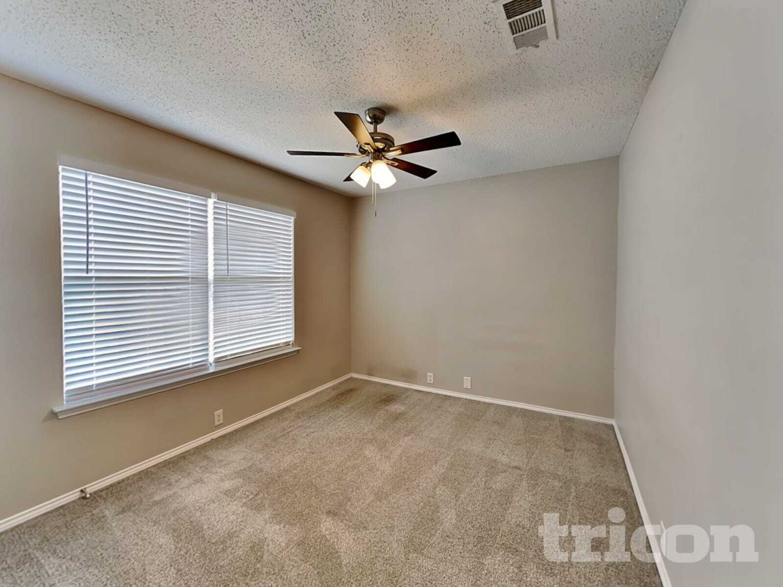 Building Photo - 7005 Bridlewood Dr