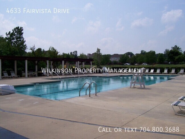 Building Photo - 4633 Fairvista Dr