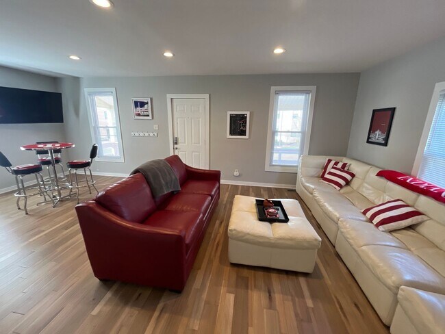 Building Photo - "The Porch" - ABNB, Short Term, monthly and long-term RENTAL. Famous IU Tailgate house