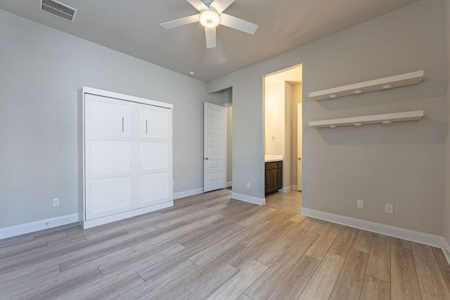 Building Photo - Find your Georgetown Dream at this Beautiful 3-Bedroom 2.5-Bathroom House!!!!