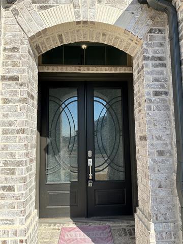 Building Photo - 3880 Verona St