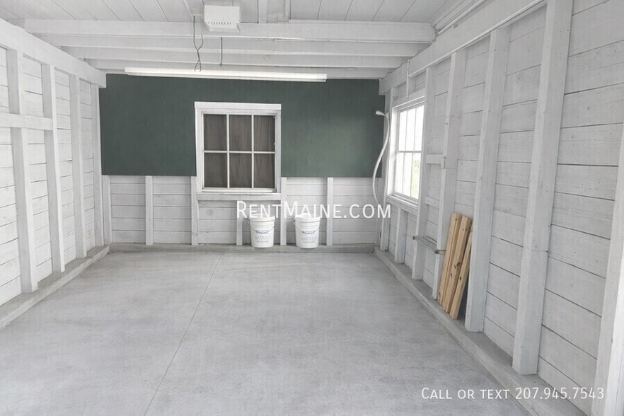 Building Photo - 108 Pearl St