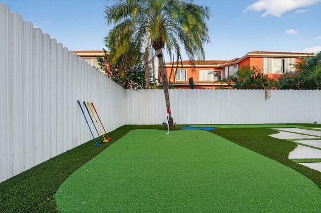 Building Photo - 5161 SW 159th Ct