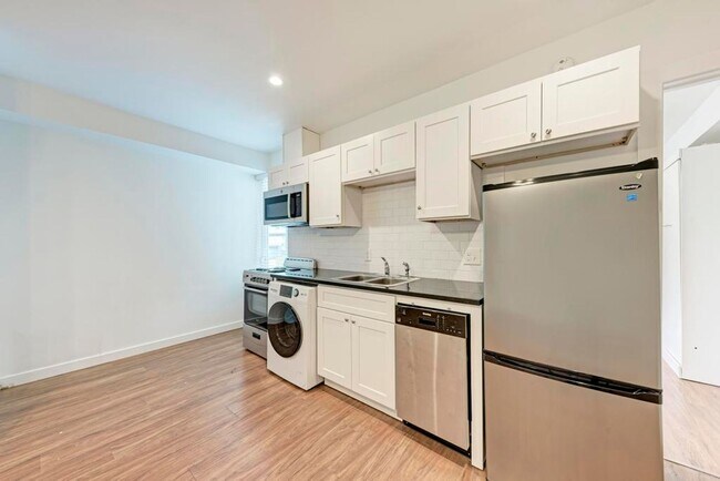 Building Photo - Park Avenue 102