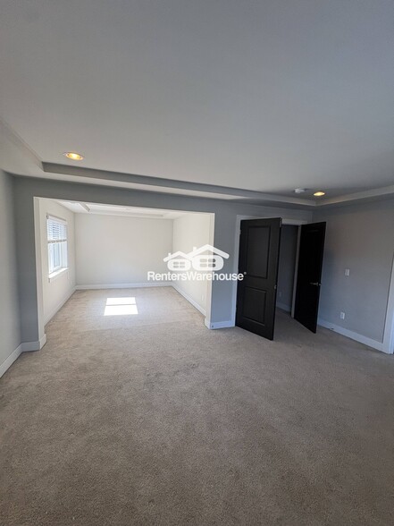 Building Photo - 16809 1st Pl W