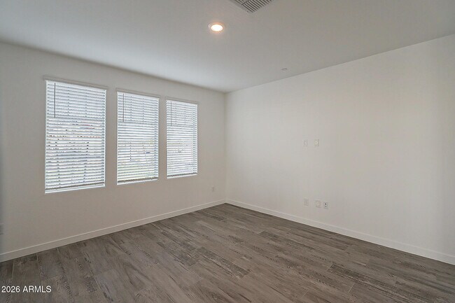 Building Photo - 4100 S Pinelake Way
