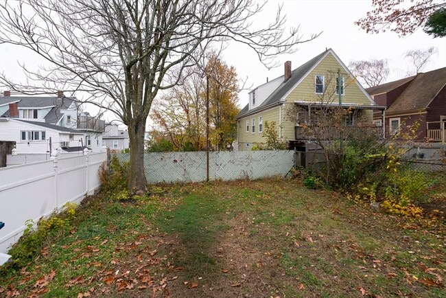 Building Photo - 36 Sargent Ave