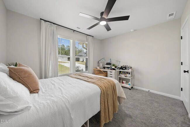 Building Photo - Live Like a Homeowner - Lease to Own