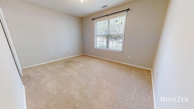 Building Photo - 6032 Saybrooke Dr