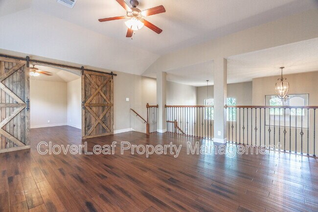Building Photo - 1231 Via Belcanto