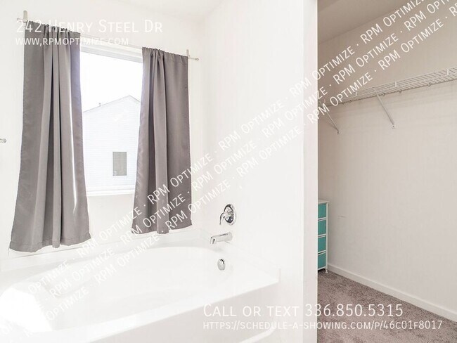 Building Photo - 242 Henry Steel Dr