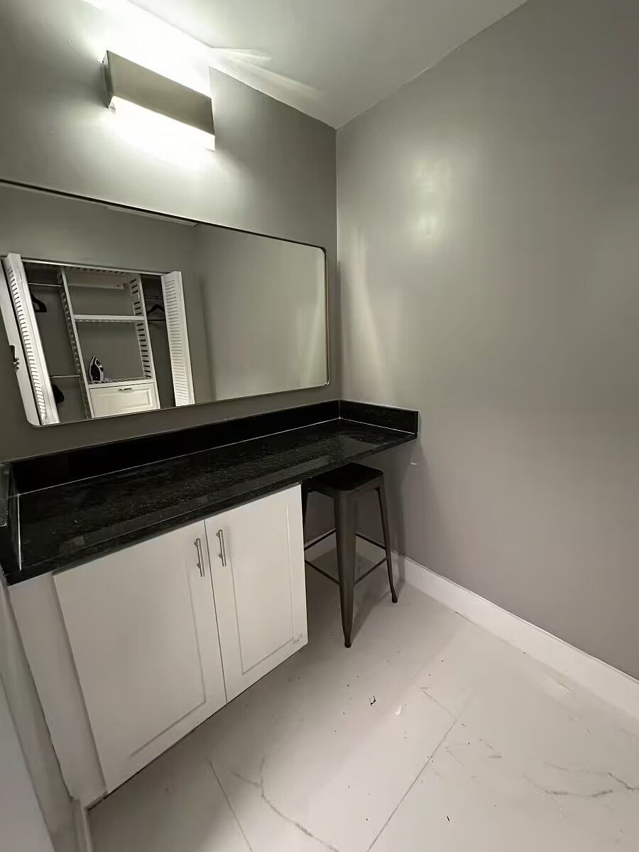 Building Photo - 3163 NW 29th St