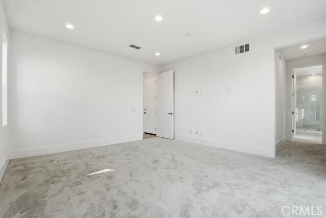 Building Photo - 8 Remy Ln