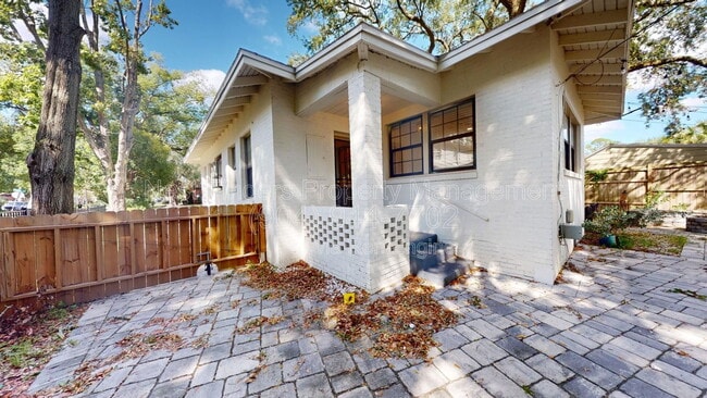 Building Photo - 1108 Landon Ave