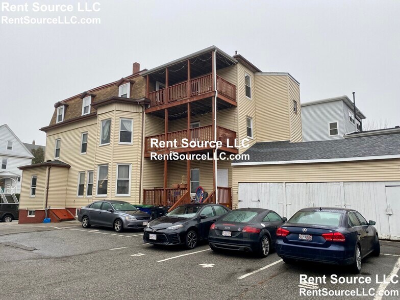 Building Photo - 271 Highland Ave
