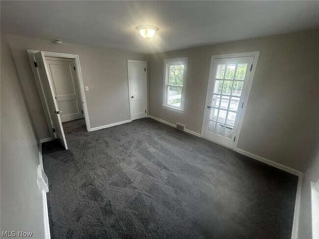 Building Photo - 4469 Silsby Rd