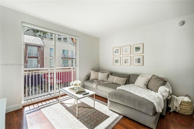 Building Photo - 7290 SW 90th St