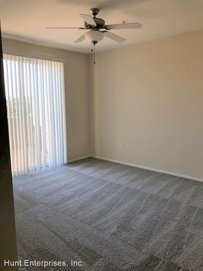 Building Photo - 4200 E Anaheim St