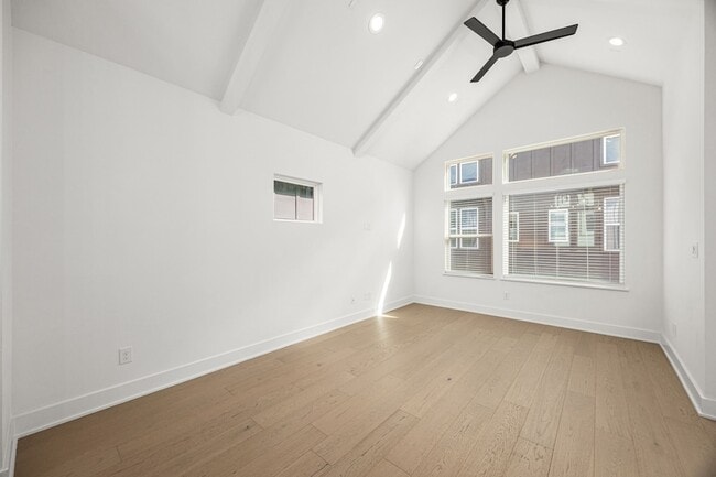 Building Photo - 1312 Heslep St