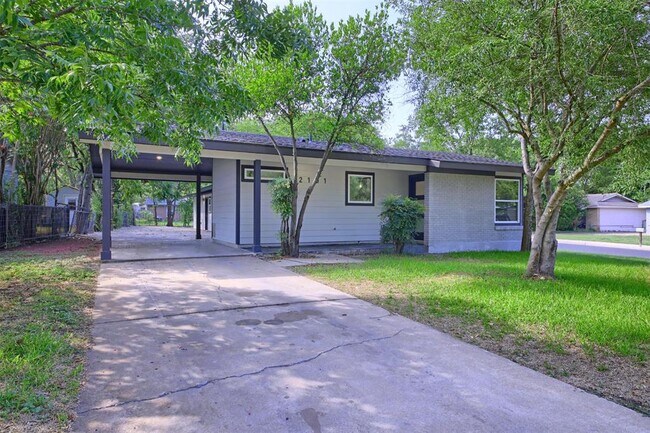 Building Photo - 2101 Benwick Cir