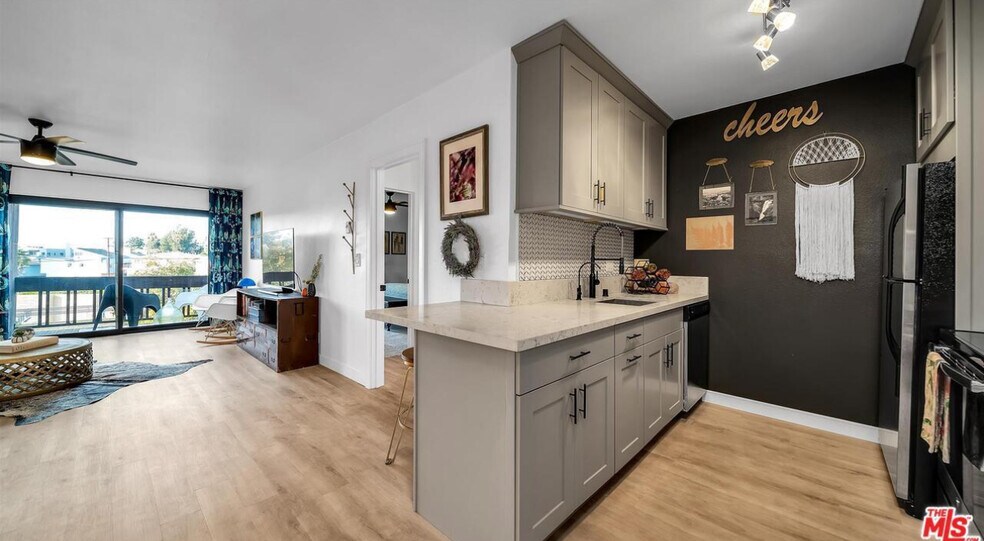 Building Photo - 7742 Redlands St