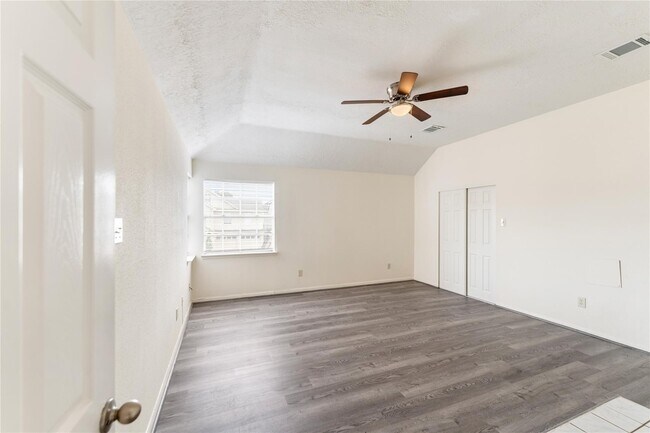 Building Photo - 6422 Chatham Island Ln