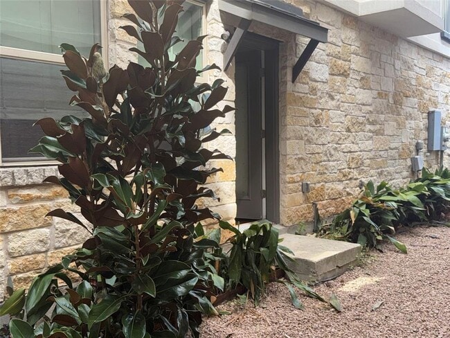 Building Photo - 13518 Galleria Cir