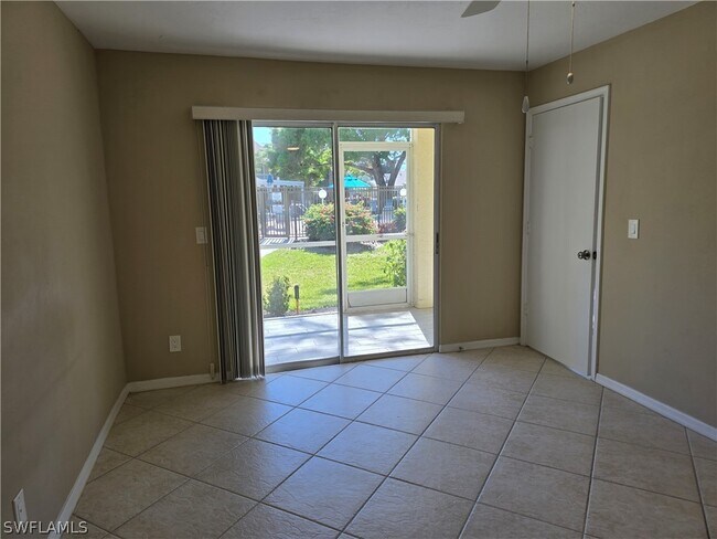 Building Photo - 2656 Kings Lake Blvd