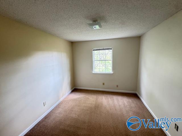 Building Photo - 2604 Autumn Ridge Dr SW