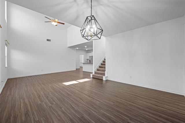 Building Photo - 2225 Barx Dr