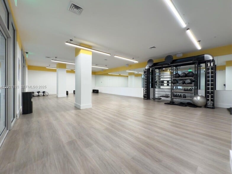 Building Photo - 7751 NW 107th Ave