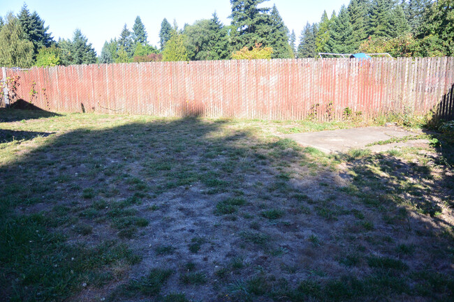 Building Photo - 5809 NE 91st Ave