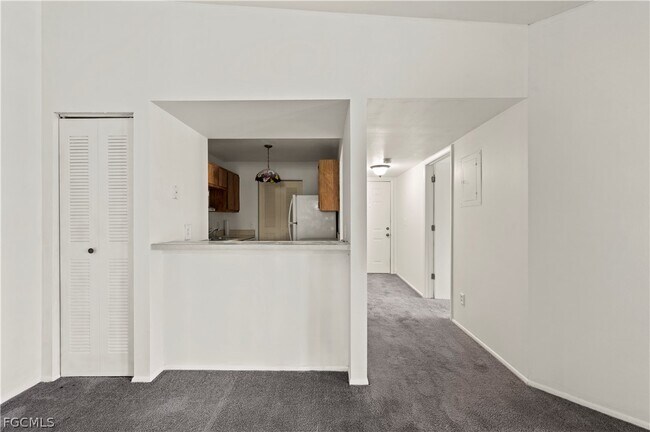 Building Photo - 17420 Birchwood Ln