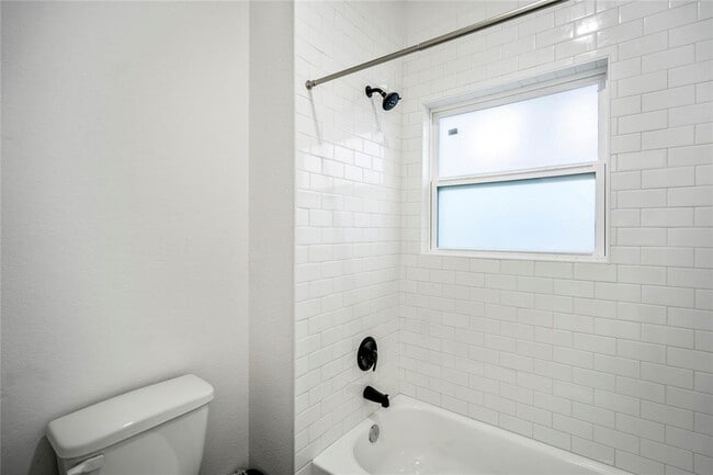 Building Photo - 4104 Engelke St
