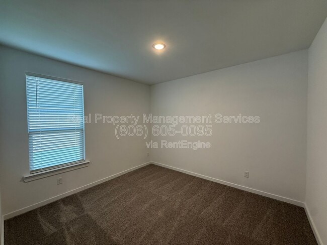 Building Photo - 2925 138th Pl
