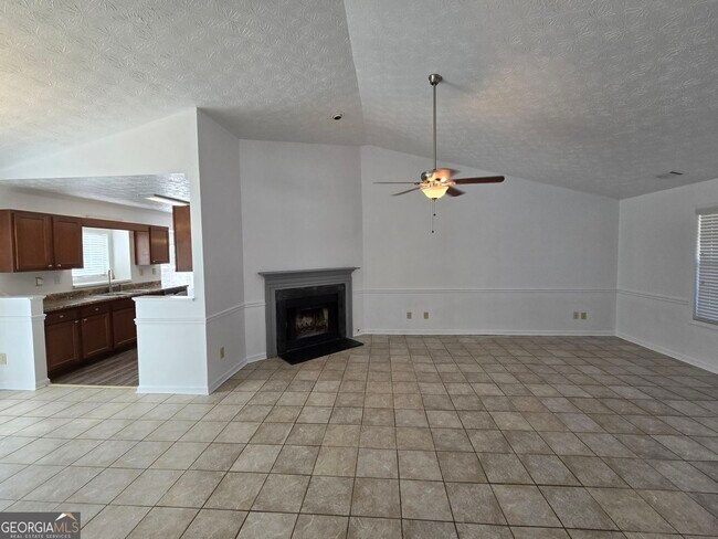 Building Photo - 1703 Windy Ridge Ct SE