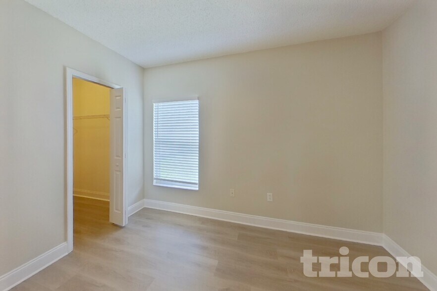 Building Photo - 1141 Doncaster Ct