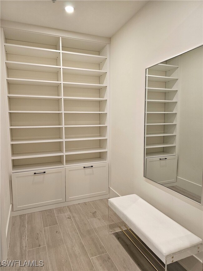 Building Photo - 10620 Gulf Shore Dr