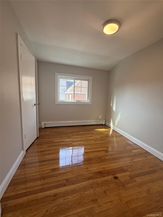 Building Photo - 145-59 107th Ave