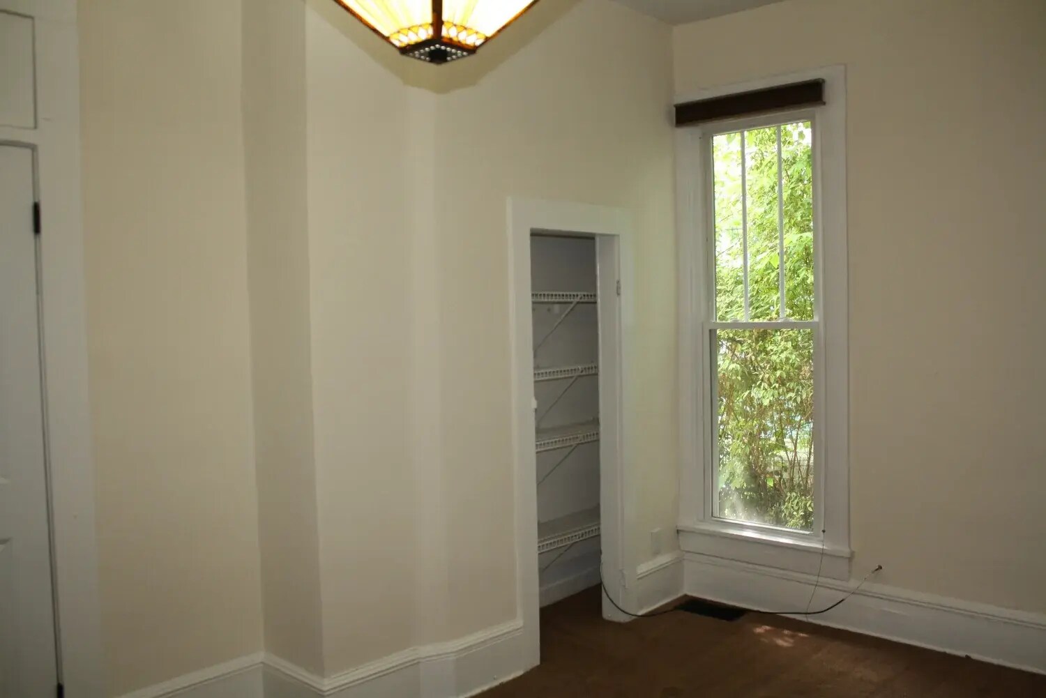 Building Photo - 311 E Cottage Grove Ave