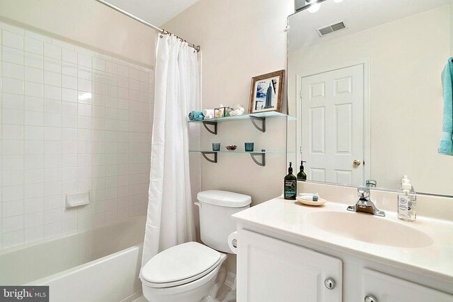 Building Photo - 4035 Timber Oak Trl