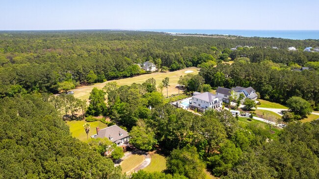 Building Photo - 546 Collins Meadow Dr