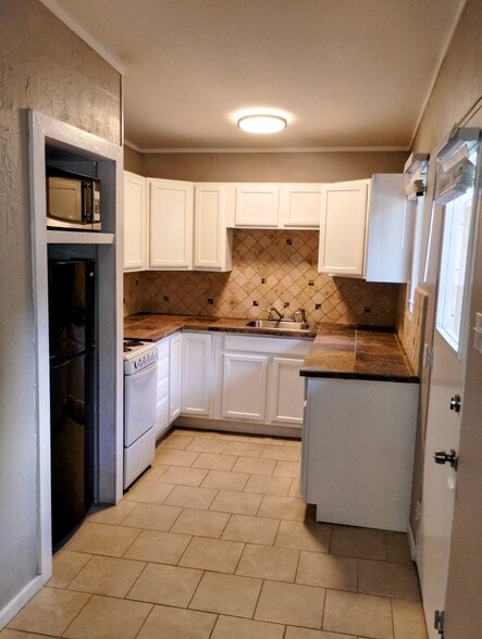 Building Photo - 4019 Hawthorne Ave