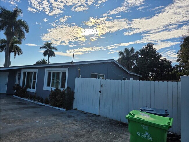 Building Photo - 1501 NW 62nd Terrace