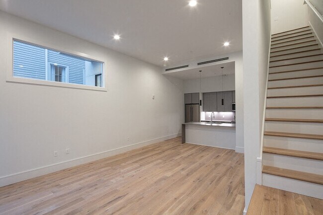 Floorplan - 1530 Felicity