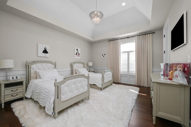 Building Photo - 6403 S Garfield St