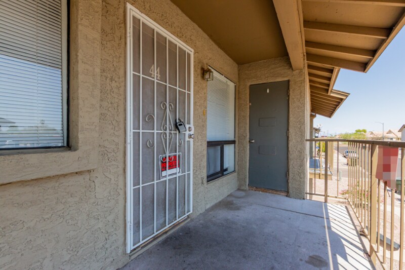 Building Photo - 11350 W Tennessee Ave