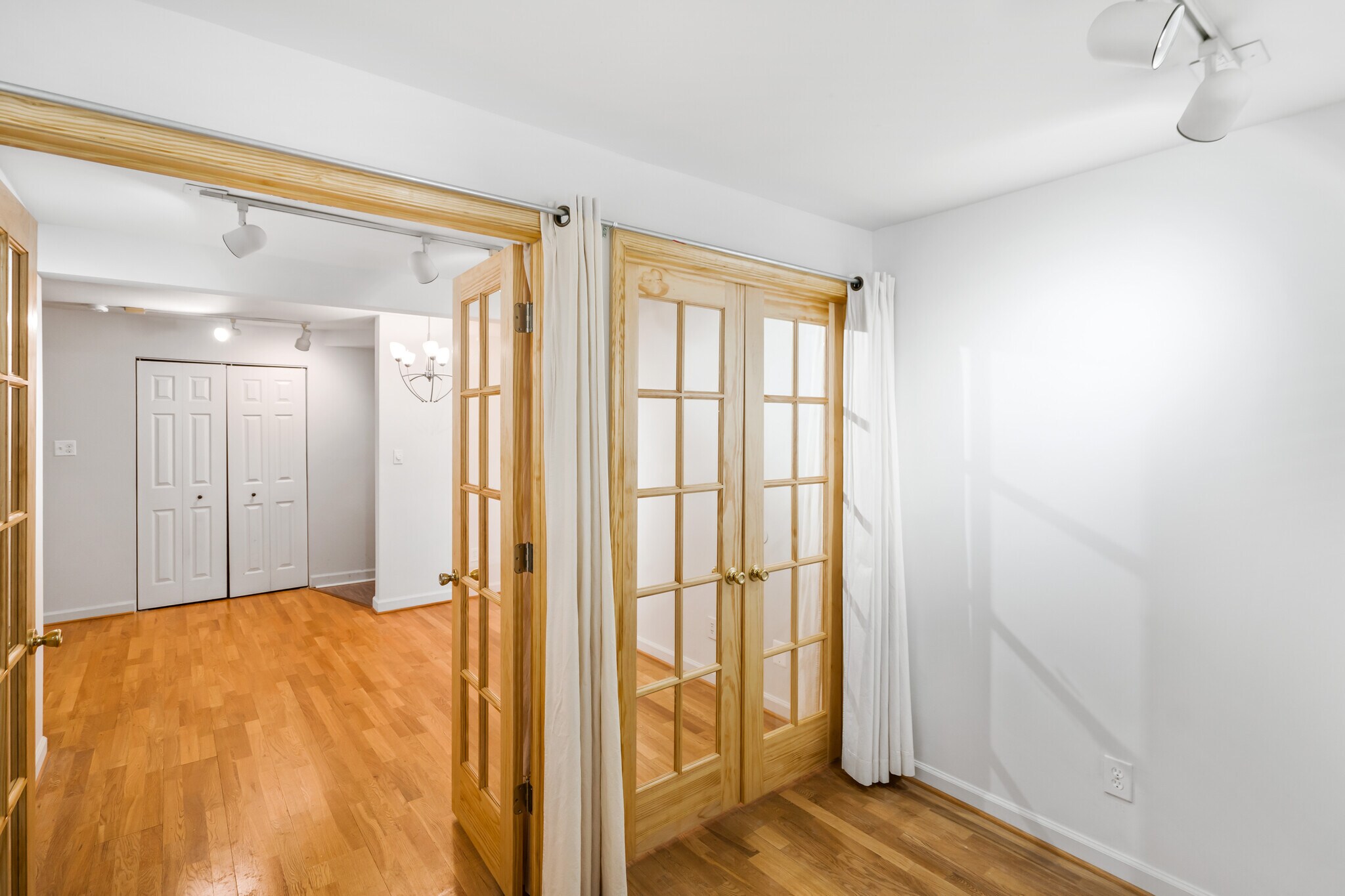 Den/second bedroom - 1332 15th Street NW