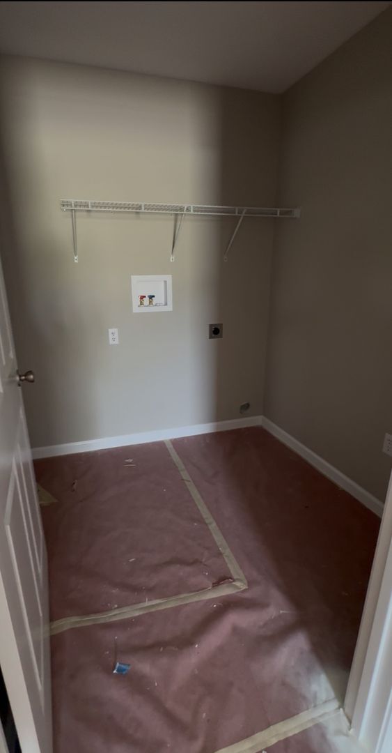 Building Photo - 3 Bedroom, 1.5 Bath Duplex